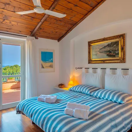 Apartmán Porto S. Stefano Elegant House + Swimming Pool *